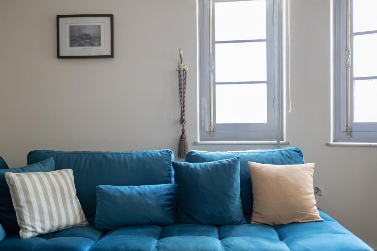 Ideal 4 Bdr Apartment In Plaka For 10! Atenas Exterior foto