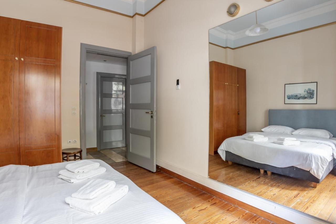 Ideal 4 Bdr Apartment In Plaka For 10! Atenas Exterior foto